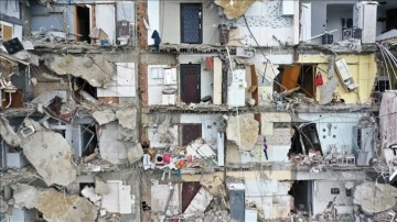 Adana'da depremlerde yıkılan binalardaki kusurlara ilişkin 9 kişi daha yakalandı