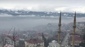 Adana'nın Aladağ ilçesinde kar nedeniyle eğitime bir gün ara verildi