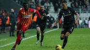 Adebayor Kayserispor&#039;dan ayrıldığını açıkladı