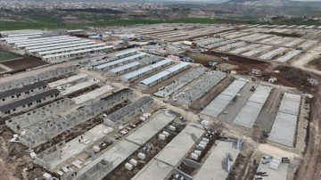 Adıyaman'da 2 bin 588 prefabrik konut inşa ediliyor