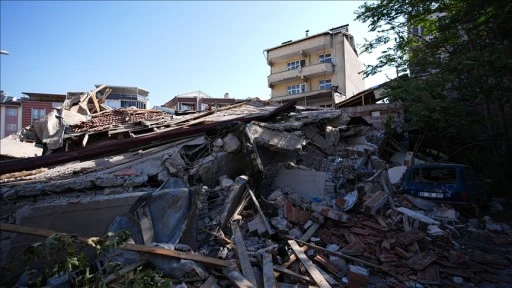 AFAD'dan Balıkesir'deki deprem sonrası çalışmalara ilişkin açıklama