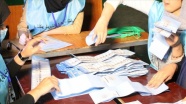 Afganistan'da hileli olduğu iddia edilen 300 bin oy incelenecek