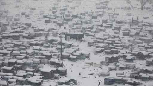 Afganistan'da son 3 g&uuml;nde kar yağışı ve seller nedeniyle 12 kişi &ouml;ld&uuml;