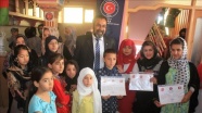 Afganistan'da Türkçe kursunu bitiren talebeler sertifikalarını aldı
