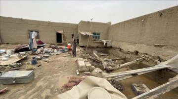 Afganistan'da seller sebebiyle ölenlerin sayısı 400'e yaklaştı
