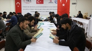 Afganistan'da, Türkiye'deki depremlerde hayatını kaybedenler için dua edildi