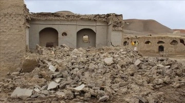 Afganistan'daki depremde hayatını kaybedenlerin sayısı 1000'e yükseldi