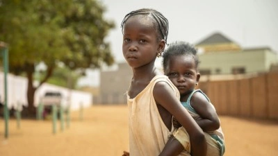 Afrika'nın yaklaşık yarısı &ccedil;ocuk
