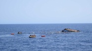 Afrikalı göçmenleri taşıyan tekne battı: 40 ölü