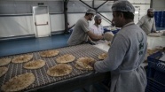 Afrinli ailelerin ekmeği Türkiye'den