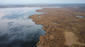 Afyonkarahisar'da göl ve barajlarda su seviyesi "kritik" eşiğe düştü