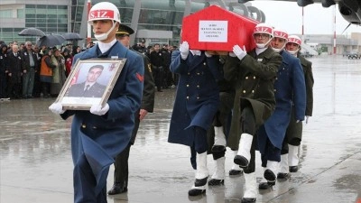 Ağrı'da askeri ara&ccedil; kazasında şehit olan Uzman &Ccedil;avuş Akarsel'in cenazesi Konya'da defnedildi