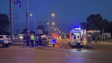 Ağrı'da minibüsle otomobil çarpıştı, 1 bebek öldü, 16 kişi yaralandı