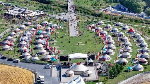 Ahlat'taki Malazgirt Zaferi kutlamaları yoğun katılımla devam ediyor