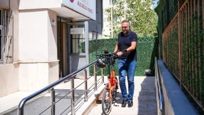 Aile hekiminin 10 yıllık bisikletli yolculuğu meslektaşları ve hastalarına &ouml;rnek oluyor