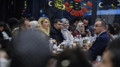 Aile ve Sosyal Hizmetler Bakanı G&ouml;ktaş, devlet korumasındaki &ccedil;ocuklarla bir araya geldi