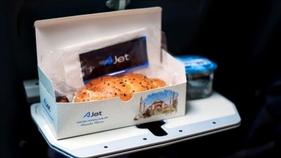 AJet'ten yurt i&ccedil;i u&ccedil;uşlarında &uuml;cretsiz iftar ve sahur ikramı
