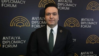 AK Parti Gen&ccedil;lik Kolları d&uuml;nya barışında T&uuml;rkiye'nin rol&uuml;n&uuml; gen&ccedil;lere anlatıyor