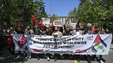 AK Parti Gençlik Kolları ve İstanbul Üniversitesi öğrencilerinden Filistin'e destek eylemi