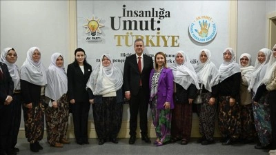 AK Parti Genel Başkan Yardımcısı Yal&ccedil;ın, Mihalgazi Belediye Başkanı G&uuml;neş'i ağırladı