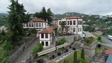 Akçaabat'taki tarihi Orta Mahalle gezginlerin rotasında