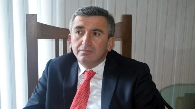 Ak&ccedil;akoca Belediye Başkanı Albayrak "irtikap" su&ccedil;undan tutuklandı