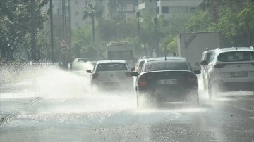 Akdeniz Bölgesi'nin doğusu için kuvvetli yağış uyarısı