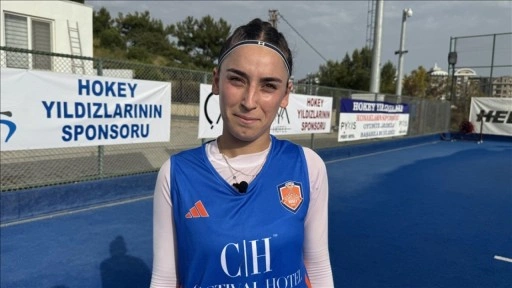 Alanya Yıldızları Hokey Takımı oyuncusu Nur, Süper Lig'de şampiyonluğa inanıyor