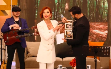 Alişan’a Yelda Başaran’dan sevgi değirmeni -Selçuk Aka, magazin dünyasından bildiriyor-