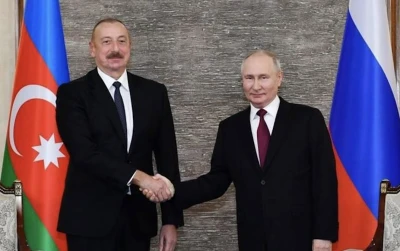 Aliyev&rsquo;den Putin&rsquo;e &lsquo;Rusya G&uuml;n&uuml;&rsquo; tebriği
