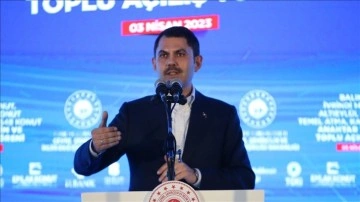 'Allah'ın izniyle afet konutlarımızı bir yıl içerisinde vatandaşlarımıza teslim edeceğiz'