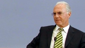 Alman futbol efsanesi Franz Beckenbauer hayata veda etti
