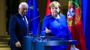 Almanya Başbakanı Merkel AB dönem başkanlığını Portekiz Başbakanı Costa'ya devretti