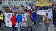 Almanya&#039;da artan konut kiraları protesto edildi