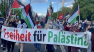 Almanya’da İsrail’in Filistin’e yönelik saldırıları protesto edildi