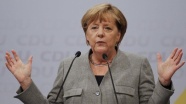 Almanya'da sandık çıkış anketinden Merkel çıktı