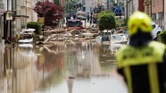 Almanya’da sel nedeniyle 6 binanın çökmesi sonucu 30 kişi aranıyor