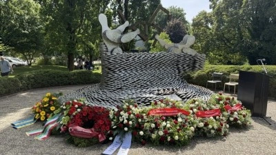 Almanya'daki Solingen ırk&ccedil;ı saldırısının &uuml;zerinden 33 yıl ge&ccedil;ti