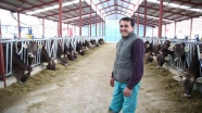Almanya'dan getirdiği ineklerle Antalya'da çiftlik kurdu