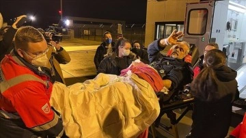 Almanya'da yeterli sağlık hizmeti alamayan Türk hasta Türkiye'ye nakledildi
