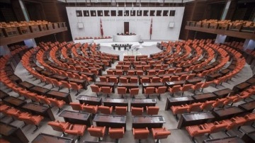 Altı muhalefet partisinin 'parlamenter sistem' çalışması genel başkanlara sunuldu