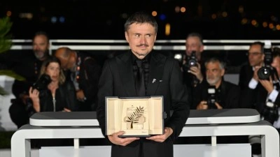 Altın Palmiye &Ouml;d&uuml;l&uuml;'n&uuml;n sahibi Rumen y&ouml;netmen Cristian Mungiu oldu
