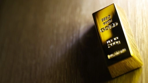 Altının ons fiyatı, zayıf dolar ve ABD’de hükümetin kapanması riskiyle rekor yeniledi