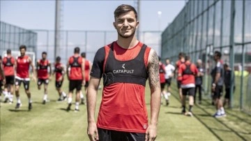 Altyapıdan yetişen Yunus Emre, Yılport Samsunspor'la Süper Lig heyecanı yaşayacak