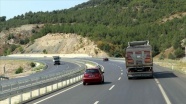 Amasya çevre yolu şehir trafiğini rahatlattı, şehirler arası seyahat süresini kısalttı