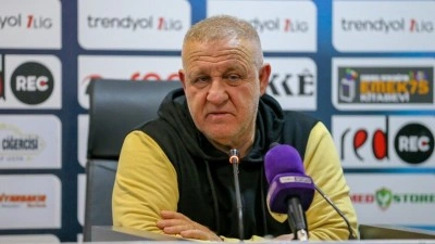 Amed Sportif Faaliyetler'de teknik direkt&ouml;r Mesut Bakkal ile yollar ayrıldı