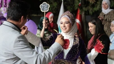 Amman Yunus Emre Enstit&uuml;s&uuml;nde &Uuml;rd&uuml;nl&uuml; &ccedil;ifte T&uuml;rk usul&uuml; kına gecesi