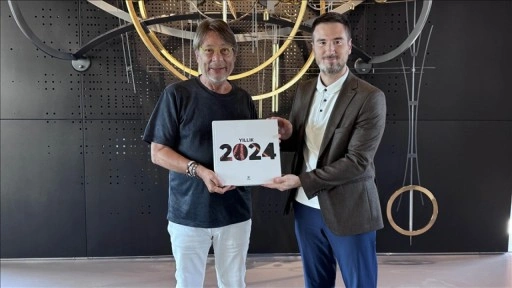 Anadolu Ajansından Göztepe Kulübü Onursal Başkanı Mehmet Sepil'e ziyaret