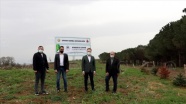 Anadolu Ajansının kuruluşunun 101. yıl dönümü dolayısıyla Sakarya'da fidanlar toprakla buluştur