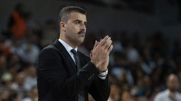 Anadolu Efes Basketbol Takımı'nın başantrenörü Erdem Can oldu